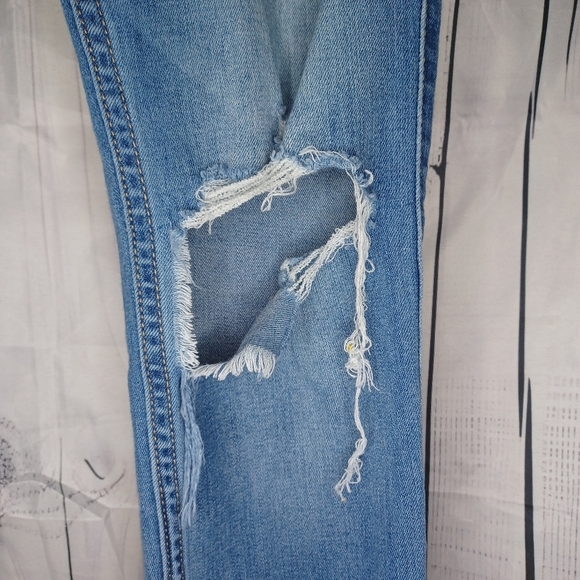 Hollister Distressed High Rise Super skinny crop jeans - Picture 6 of 16